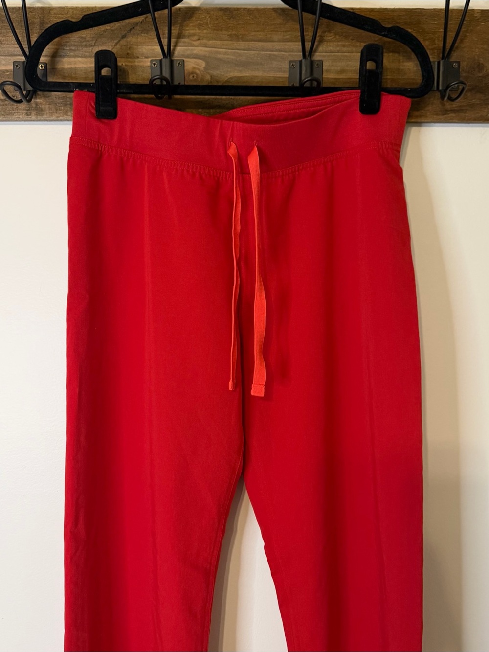 FIGS Technical Collection Red Slim Scrub Pants Size Small Tall S/T Workwear - Picture 2 of 9